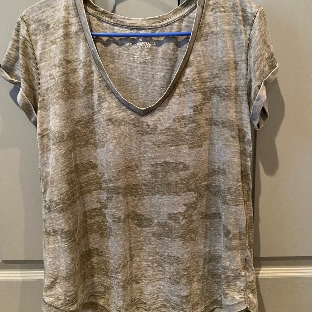 American Eagle T-Shirt